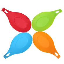 Load image into Gallery viewer, 4Pcs Tableware Spoon Heat Resistant Placemat